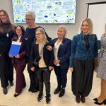 Zdjęcie grupowe części uczestników konferencji.